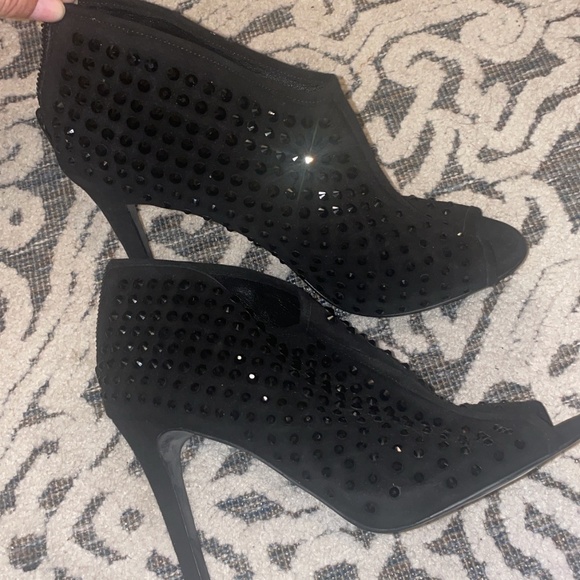 Michael Kors Studded Booties NEW - Picture 1 of 1